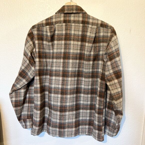 Vintage Pendleton Board Shirt Size M Virgin Wool Brown Tan Plaid US Made 60s 70s - Picture 2 of 13